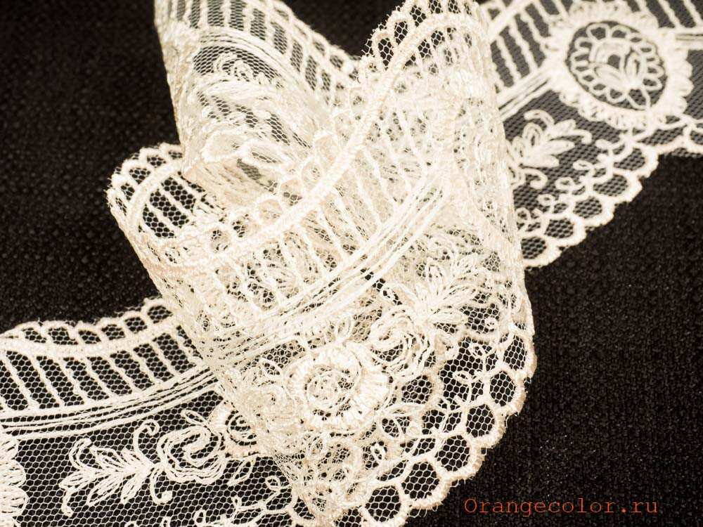 Кликните для увеличения изображения Вышивка на сетке 03348ТД-01