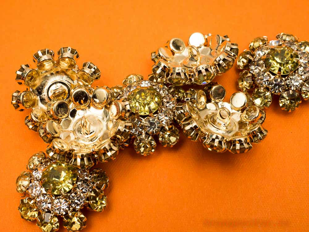 Кликните для увеличения изображения Пуговица со стразами ПУ1589-05-23