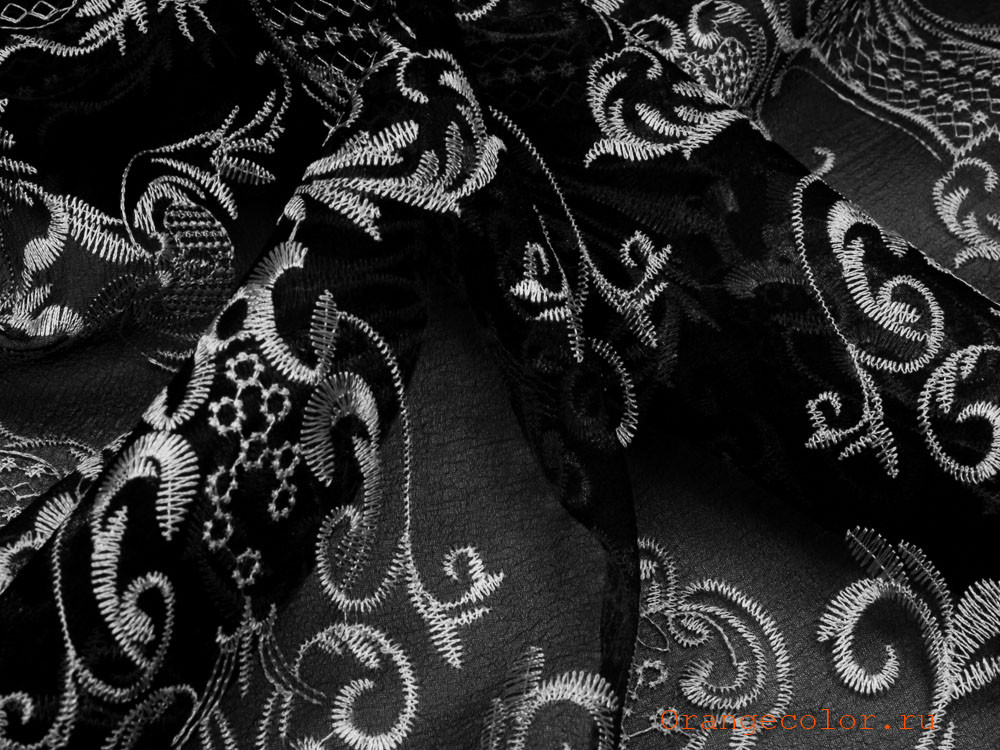 Кликните для увеличения изображения Кружевная вышивка 6425КР