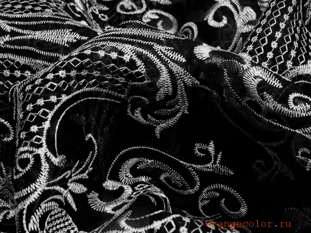 Кликните для увеличения изображения Кружевная вышивка 6425КР