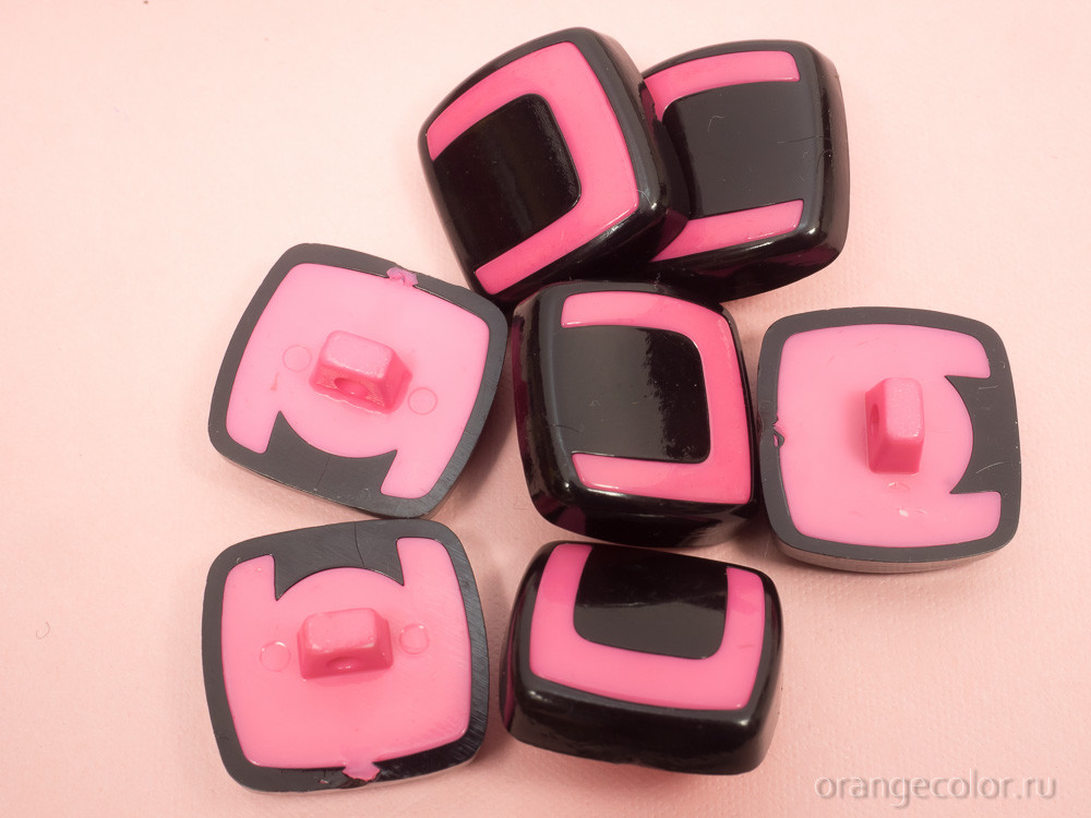 Квадратная пуговица ПУ1740-01-20