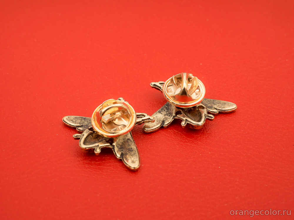 Кликните для увеличения изображения Брошь Б1061