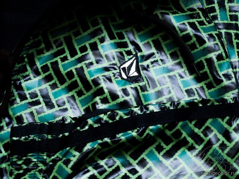 Ветровка Volcom 10266-L-01