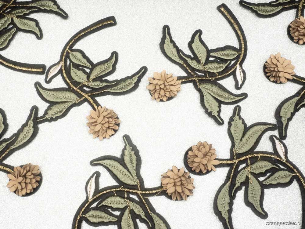 Кликните для увеличения изображения Вышивка на флизелине 10423ДВ-01