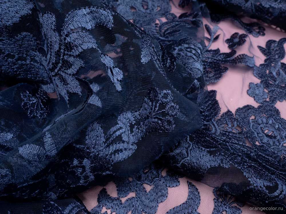 Кликните для увеличения изображения Вышивка на сетке 10358КР-03