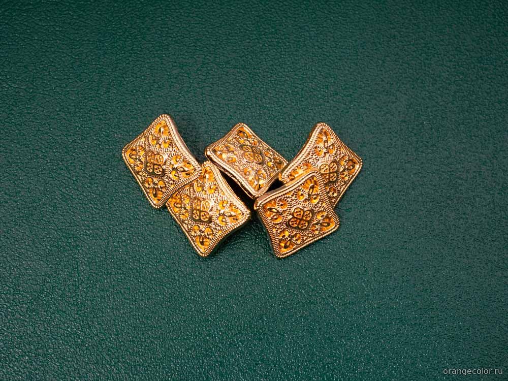 Кликните для увеличения изображения Квадратная пуговица 10400ПУ-01-13-8