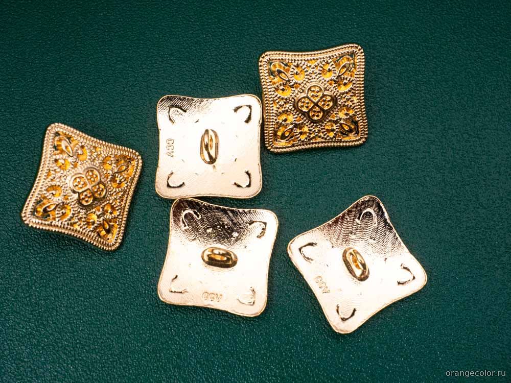 Квадратная пуговица 10400ПУ-01-19