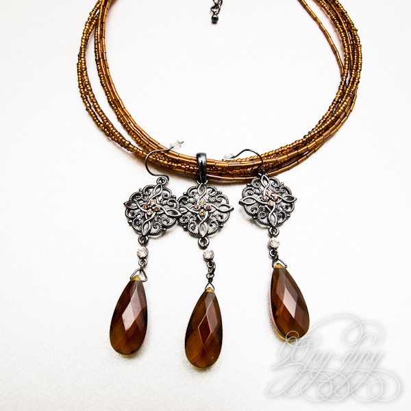 Кликните для увеличения изображения Комплект колье и серьги