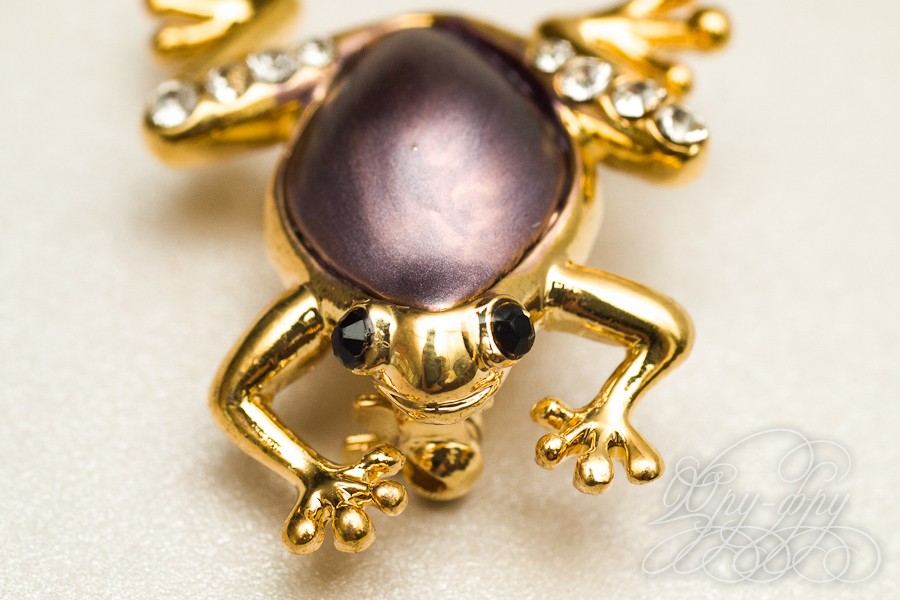 Кликните для увеличения изображения Брошь