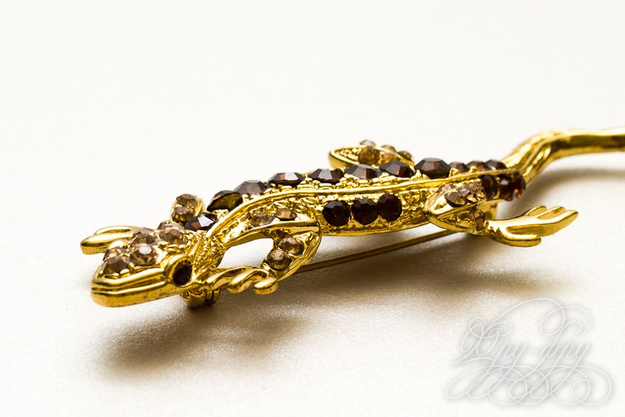 Кликните для увеличения изображения Брошь