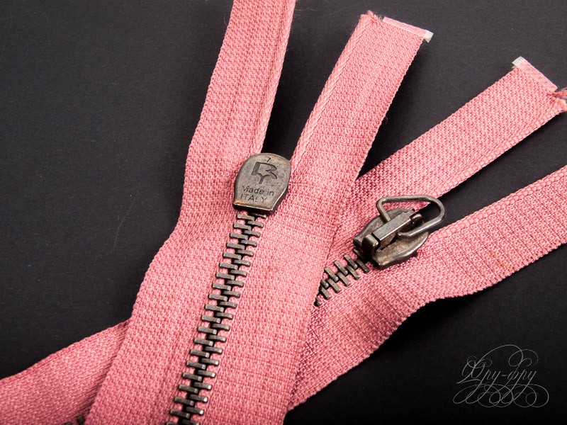 Молния металлическая М0831-0016-24