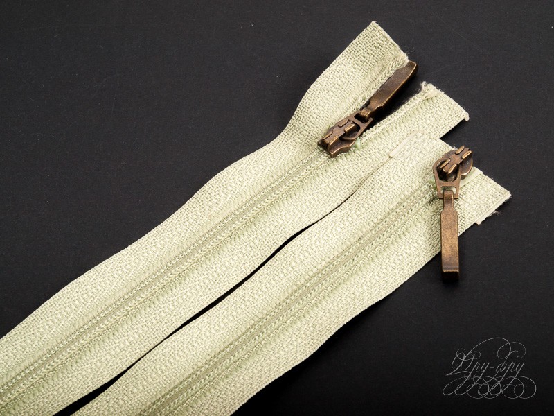 Кликните для увеличения изображения Молния пластиковая М0831-0012-57