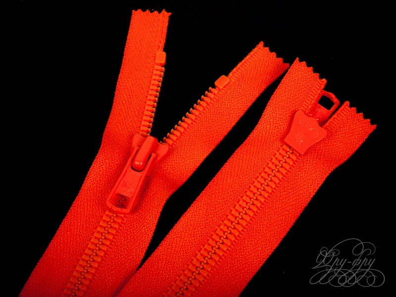 Молния пластиковая М0831-0054-12