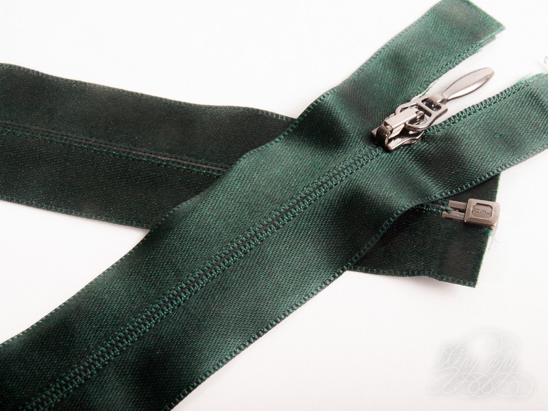 Кликните для увеличения изображения Декоративная пластиковая молния М0838-0770-75