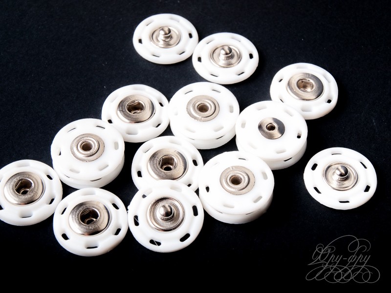 Кликните для увеличения изображения Кнопка пришивная КП1546-01-18