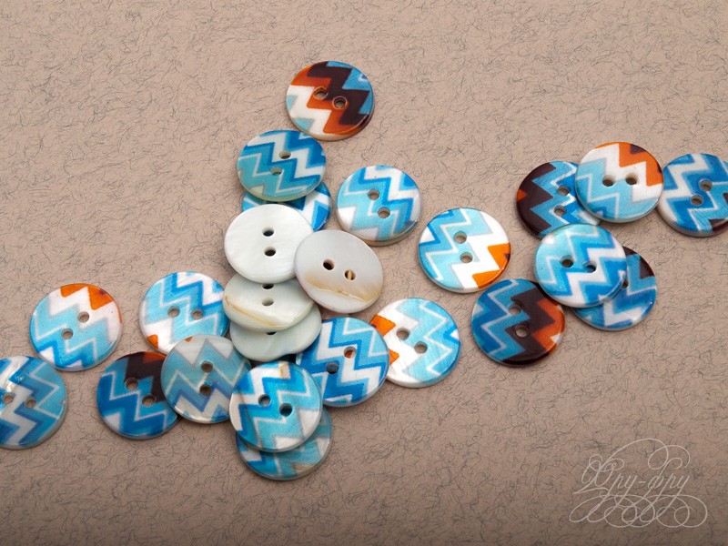 Кликните для увеличения изображения Перламутровая пуговица ПУ1221-05-15