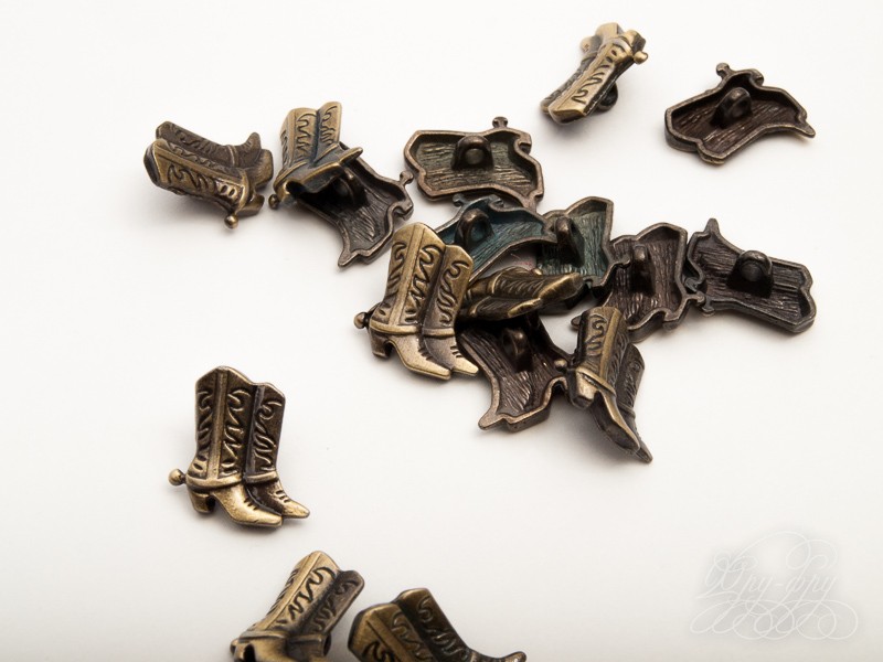 Кликните для увеличения изображения Фигурная металлическая пуговица